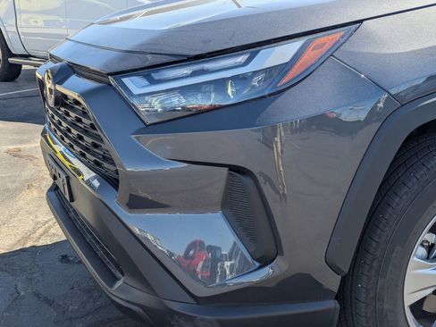 Used 2025 Toyota RAV4 XLE image 12