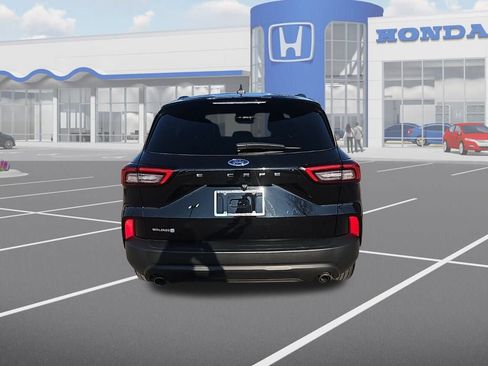 Used 2025 Ford Escape ST-Line image 7