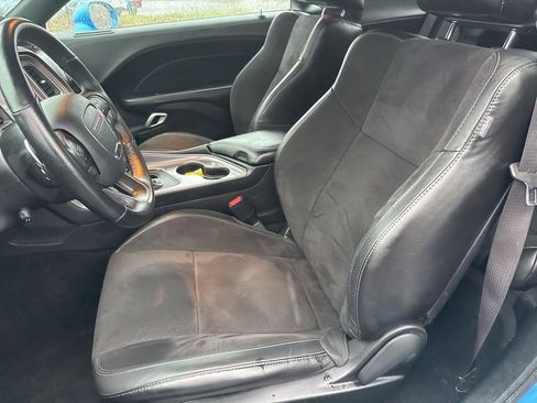 Used 2023 Dodge Challenger GT w/ Plus Package image 13