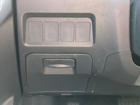 Used 2009 Toyota Matrix w/ PWR Pkg FWD image 10