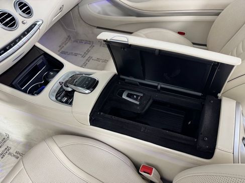 Used 2019 Mercedes-Benz S 560 Cabriolet image 31