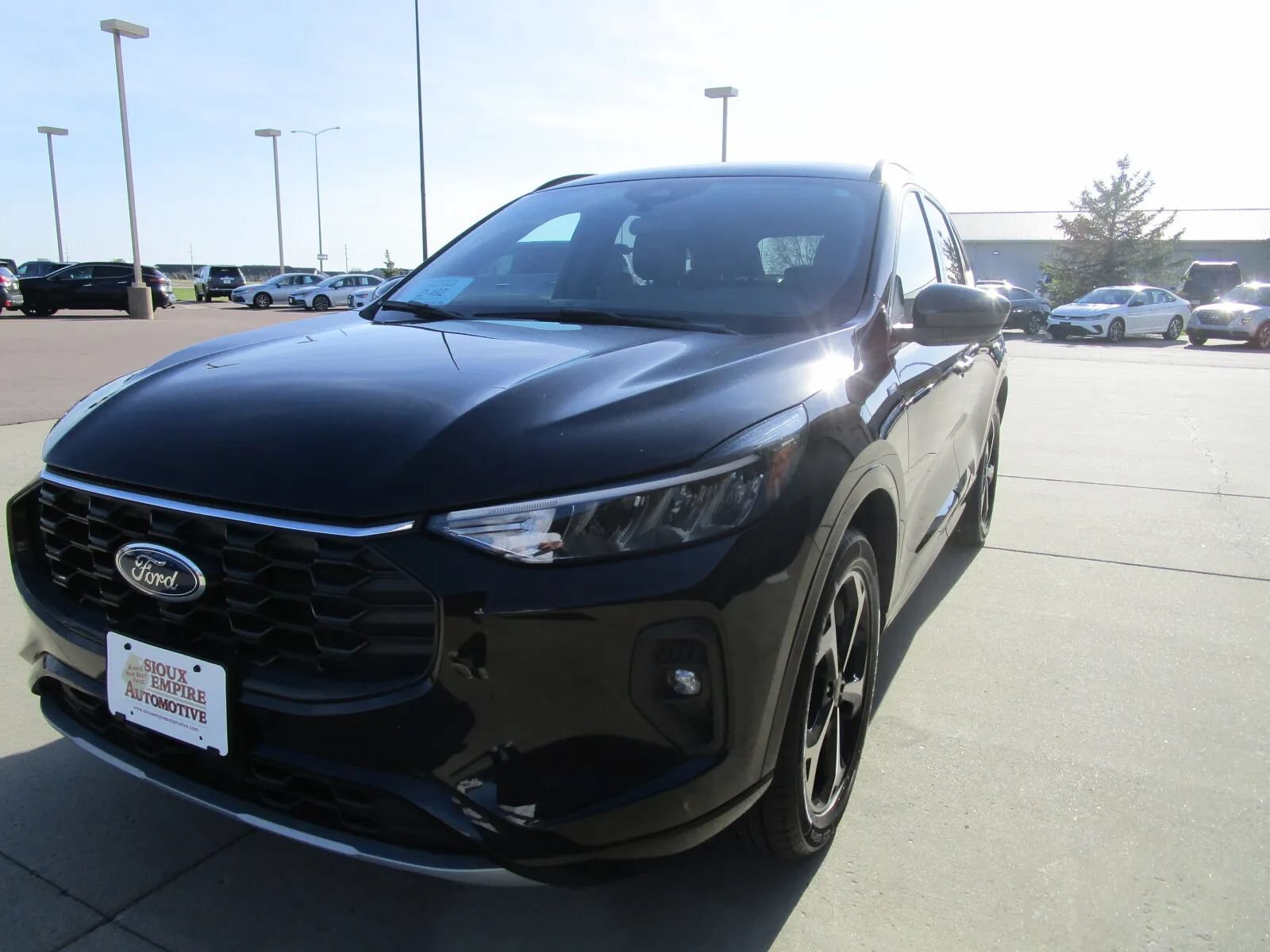 Used 2024 Ford Escape ST-Line Select w/ Tech Pack #2 AWD/4WD image 5