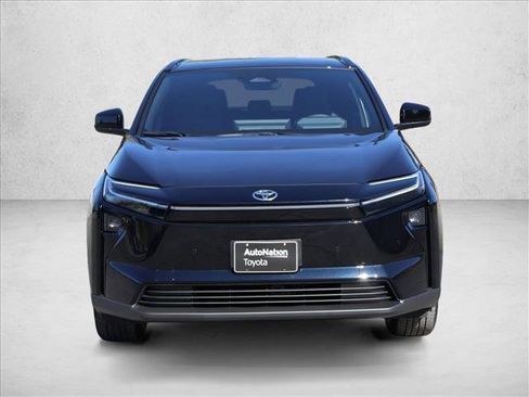 New 2026 Toyota bZ FWD image 5
