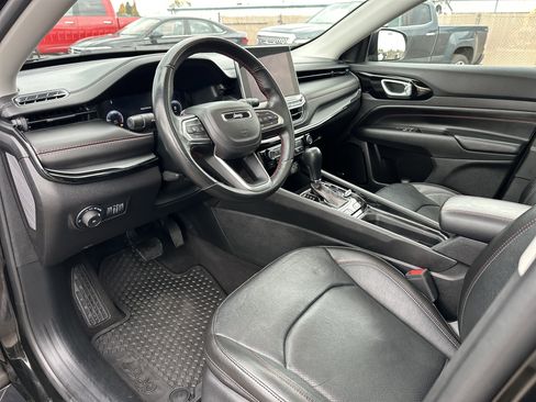 Used 2022 Jeep Compass Trailhawk w/ Trailhawk Elite Group image 9