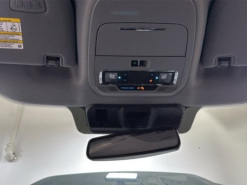 Used 2023 Ford F150 Lariat image 11