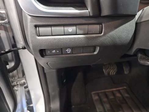 Certified 2023 Nissan Rogue SV image 16