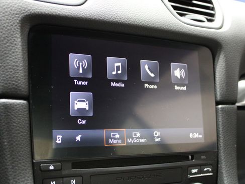 Used 2019 Porsche 718 Cayman image 26