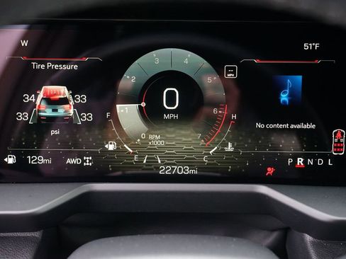 Used 2025 GMC Acadia Elevation image 37