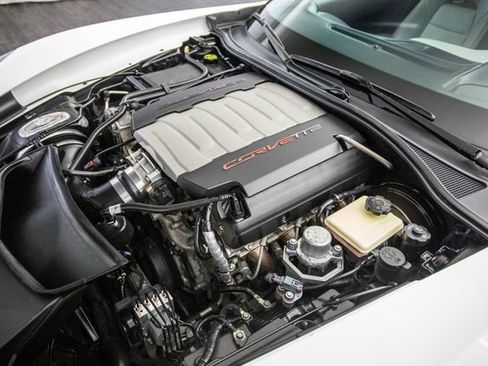Used 2016 Chevrolet Corvette 2dr Stingray Z51 Coupe w/ 3LT Preferred Equipment Group image 39