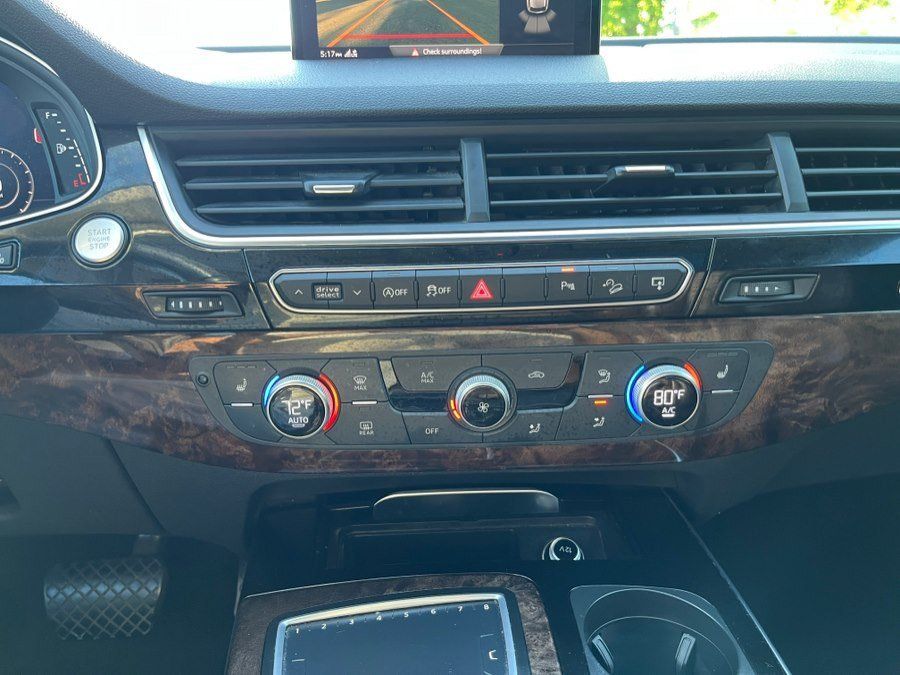 Used 2017 Audi Q7 3.0T Premium Plus AWD/4WD image 25