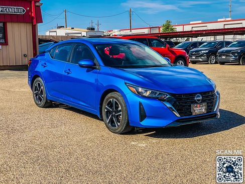 Used 2025 Nissan Sentra SV w/ All-Weather Package FWD image 10
