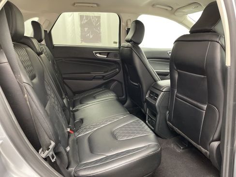Used 2024 Ford Edge Titanium image 31