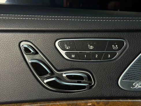 Used 2017 Mercedes-Benz S 550 4MATIC Sedan image 30