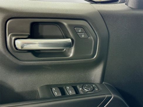New 2026 Chevrolet Silverado 1500 Custom AWD/4WD image 11