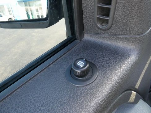 Used 2014 Ford F150 XLT image 22