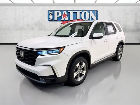Used 2024 Honda Pilot EX-L image 3