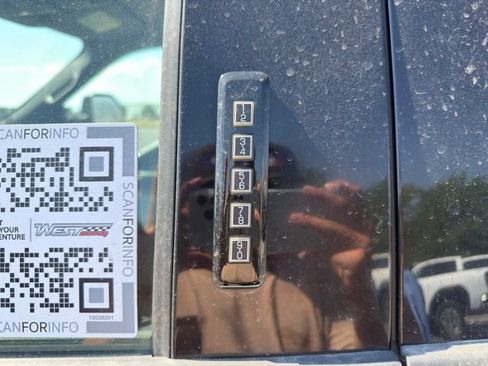 Used 2020 Ford F250 XLT w/ XLT Value Package AWD/4WD image 11
