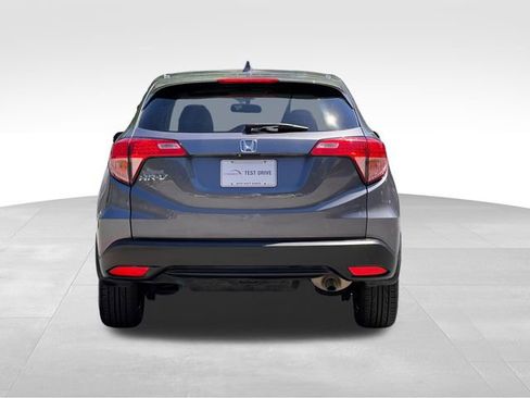 Used 2018 Honda HR-V EX image 4