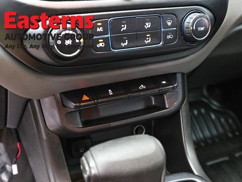 Used 2020 Chevrolet Colorado W/T w/ WT Convenience Package AWD/4WD image 20
