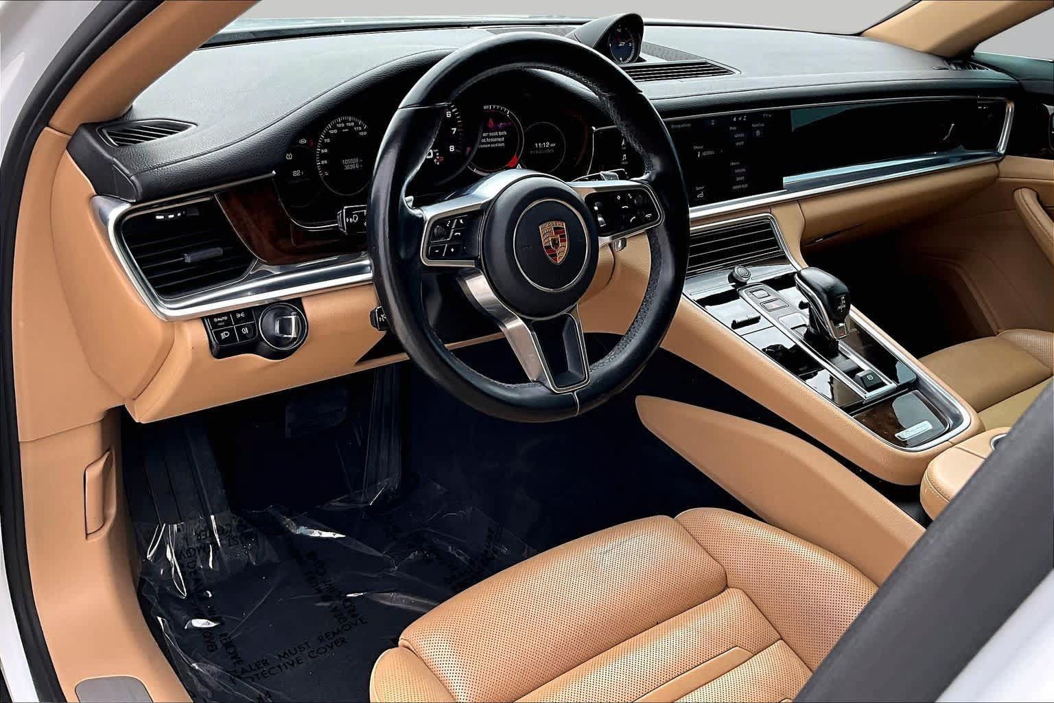 Used 2018 Porsche Panamera 4 w/ Premium Package Plus AWD/4WD image 16