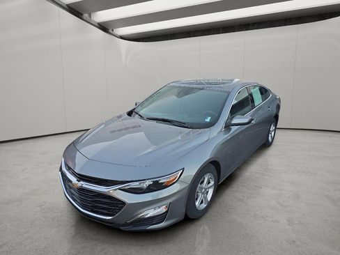Used 2024 Chevrolet Malibu LS FWD image 9