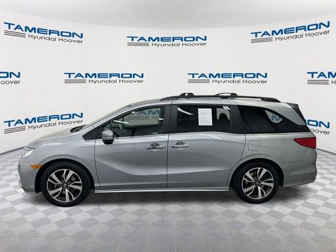 Used 2021 Honda Odyssey Touring image 2
