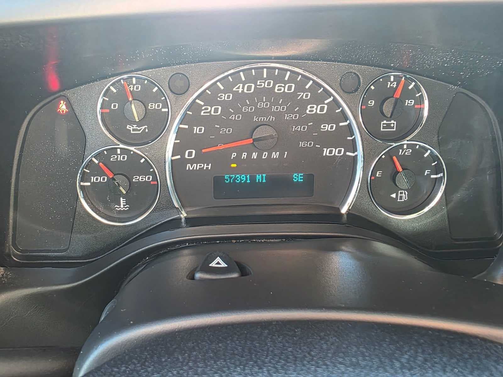Used 2017 Chevrolet Express 3500 Extended RWD image 23