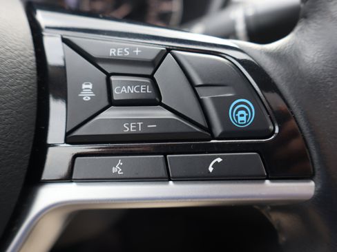 Used 2023 Nissan Altima 2.5 SL FWD image 17