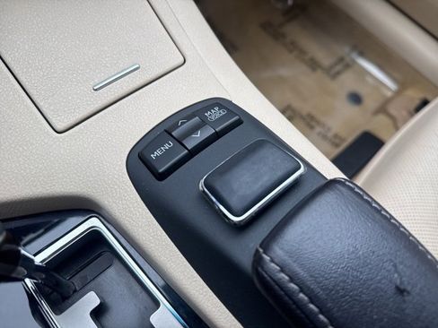 Used 2013 Lexus ES 350 image 27