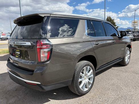 Used 2021 Chevrolet Tahoe High Country AWD/4WD image 3