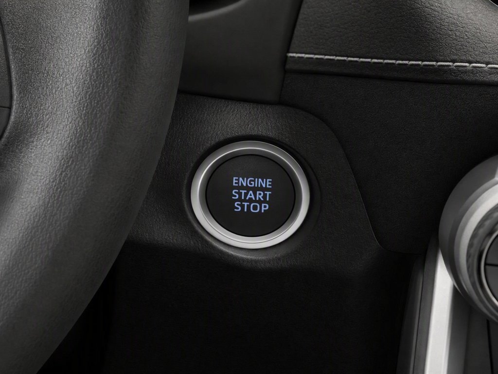 Used 2020 Toyota RAV4 XLE AWD/4WD image 20