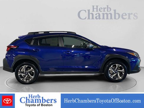 Used 2026 Subaru Crosstrek 2.5i Premium AWD/4WD image 11