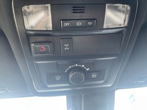 Used 2021 Toyota Tacoma TRD Off-Road image 23