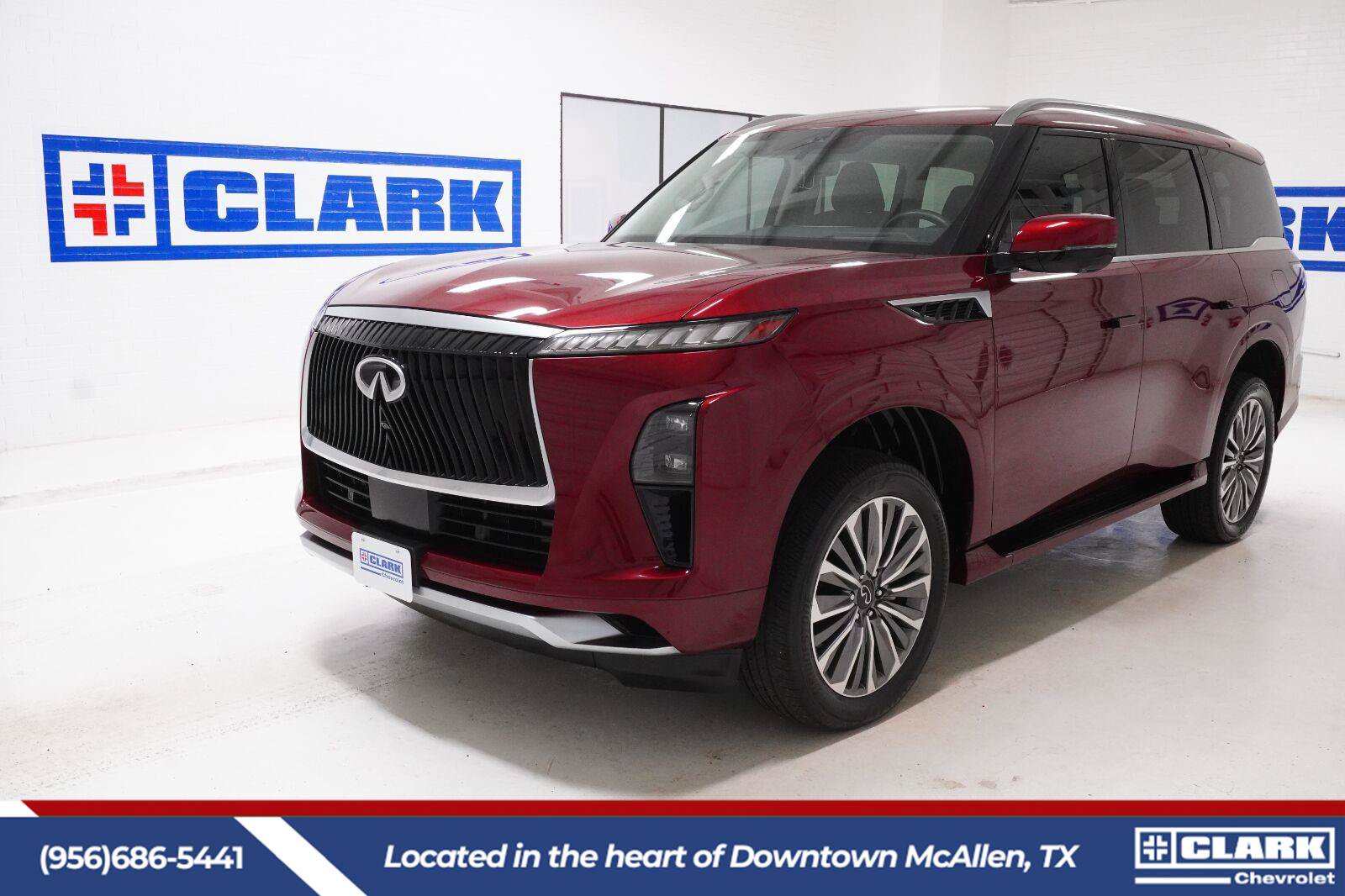 Used 2025 INFINITI QX80 Luxe AWD/4WD image 1