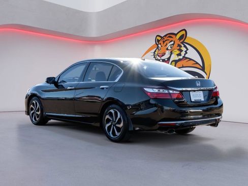 Used 2016 Honda Accord EX-L image 7