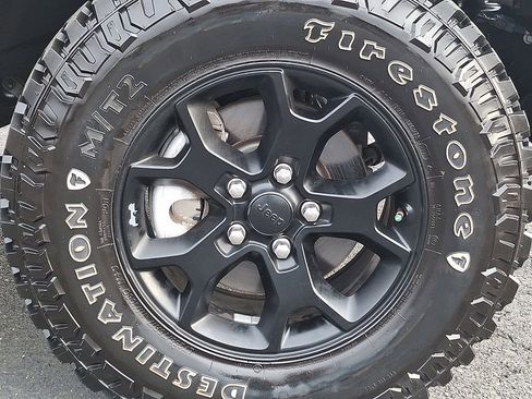 Used 2021 Jeep Wrangler Sport image 11