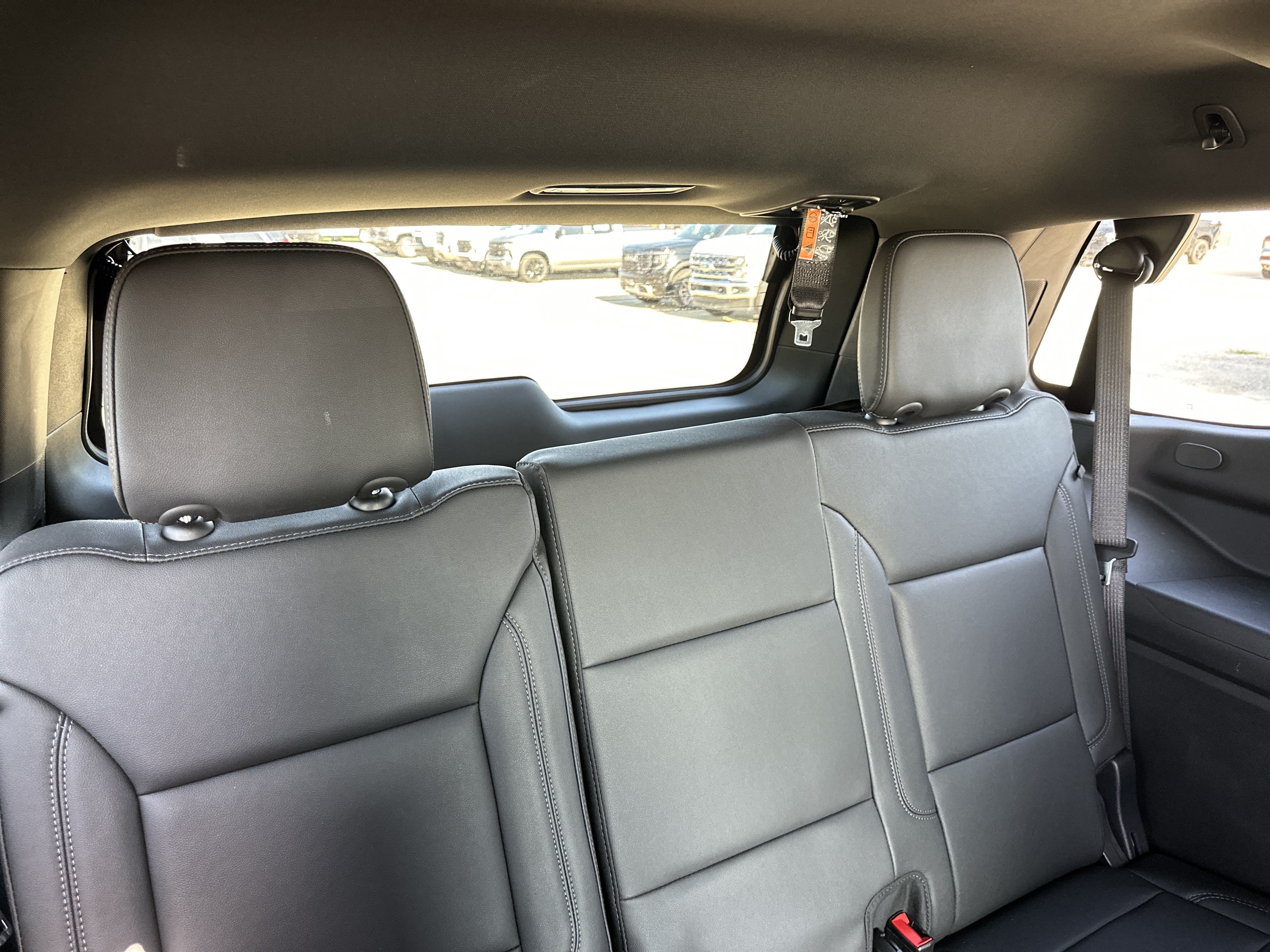Certified 2025 Chevrolet Tahoe Z71 w/ Z71 Off-Road Package AWD/4WD image 18