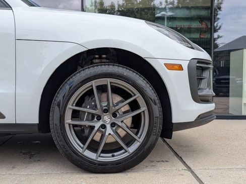 New 2026 Porsche Macan AWD/4WD image 11