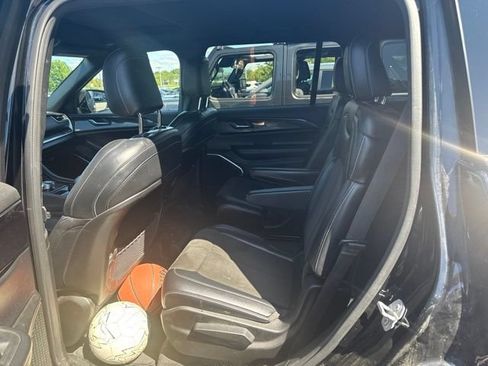 Used 2021 Jeep Grand Cherokee L Laredo AWD/4WD image 11