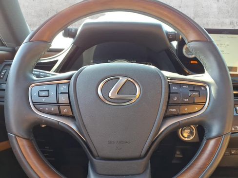 Used 2023 Lexus ES 350 w/ Accessory Package (Z1) FWD image 24