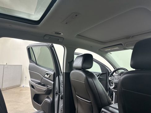 Used 2018 GMC Acadia SLT image 20