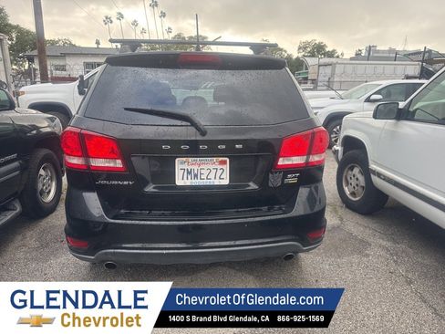 Used 2016 Dodge Journey SXT w/ Comfort/Convenience Group image 4