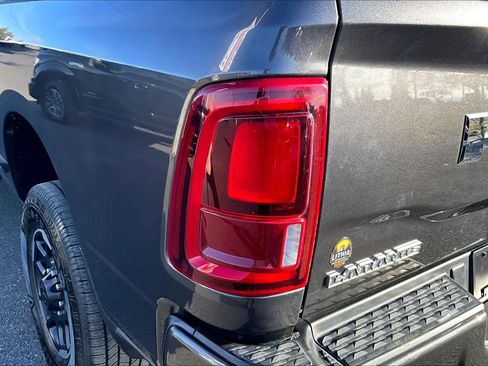 Used 2025 RAM 3500 Laramie image 40
