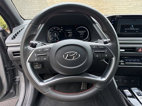 Used 2022 Hyundai Sonata SEL Plus w/ Preferred Accessory Package image 26