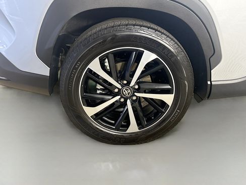 Used 2025 Toyota Corolla Cross AWD Hybrid w/ Convenience Package image 33