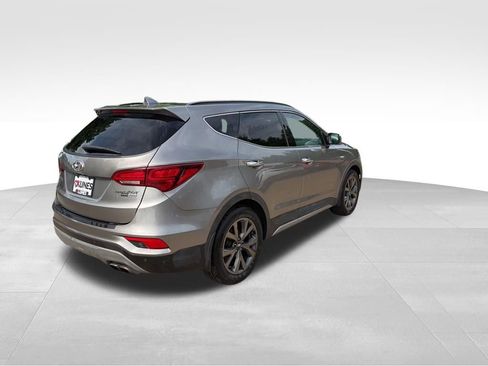 Used 2018 Hyundai Santa Fe Sport w/ 2.0T Ultimate Tech Package 05 AWD/4WD image 9