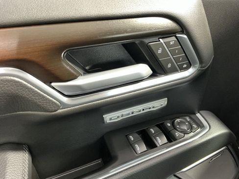 Used 2025 GMC Sierra 1500 Denali w/ Technology Package image 23