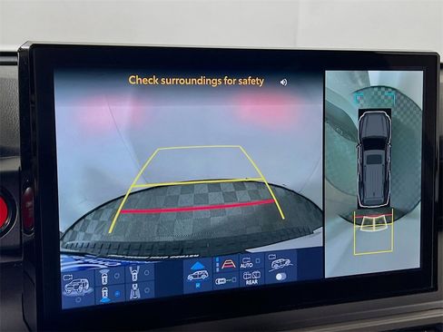 Certified 2025 Toyota 4Runner TRD Off-Road Premium image 13