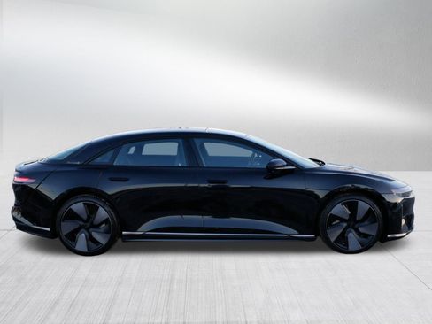 Used 2024 Lucid Air Touring image 8
