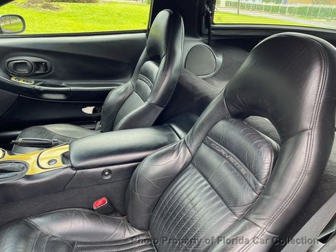 Used 1998 Chevrolet Corvette Coupe w/ Roof Pkg RWD image 8